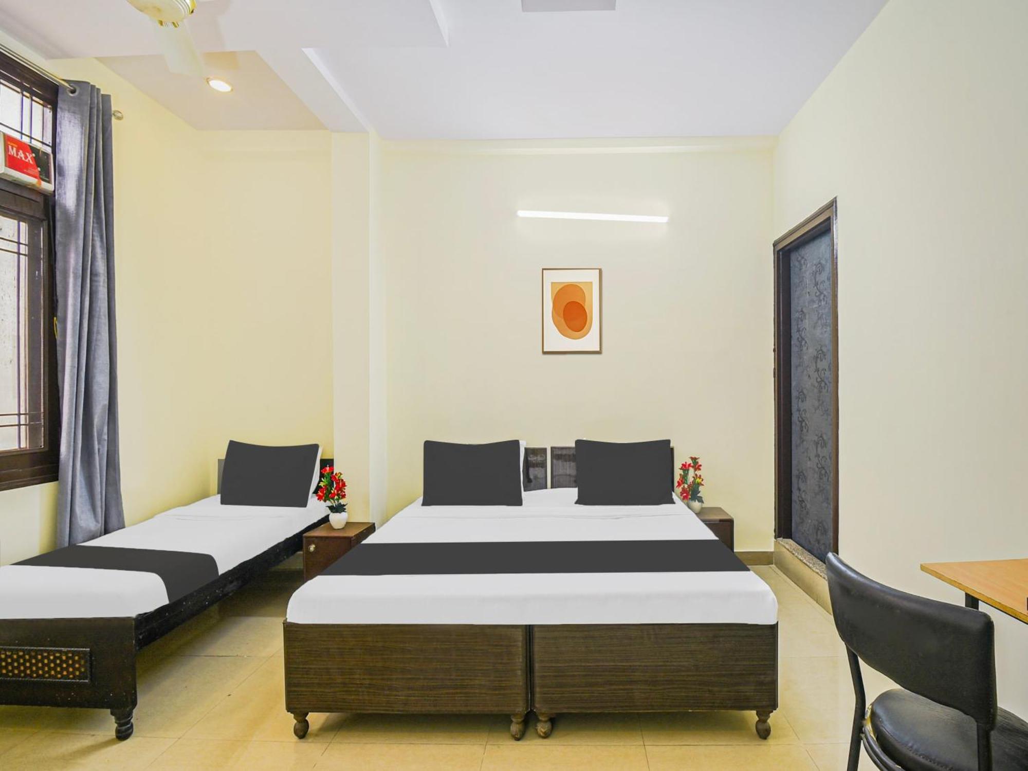 Hotel O Grand Sharma