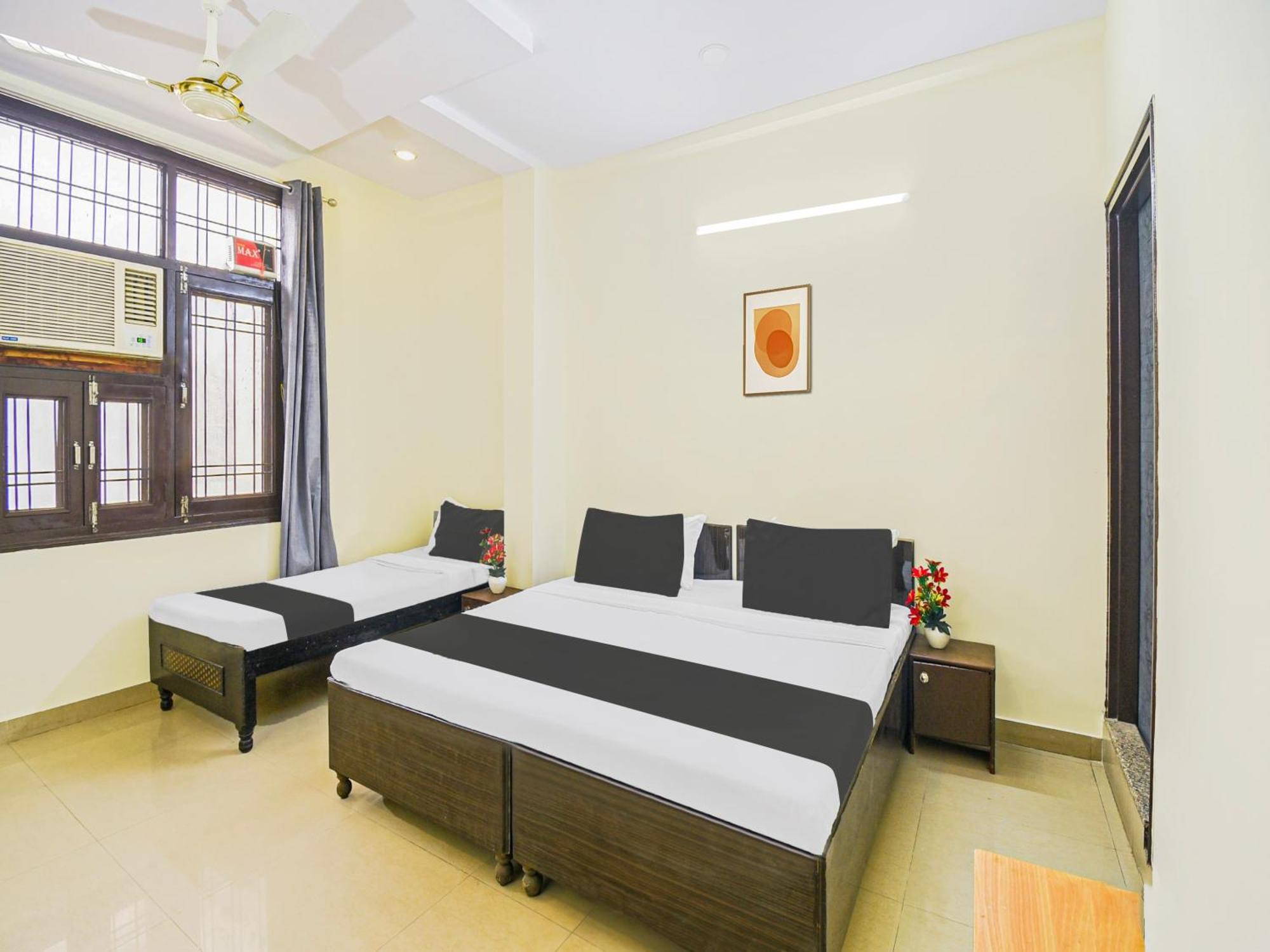 O Grand Sharma Hotel