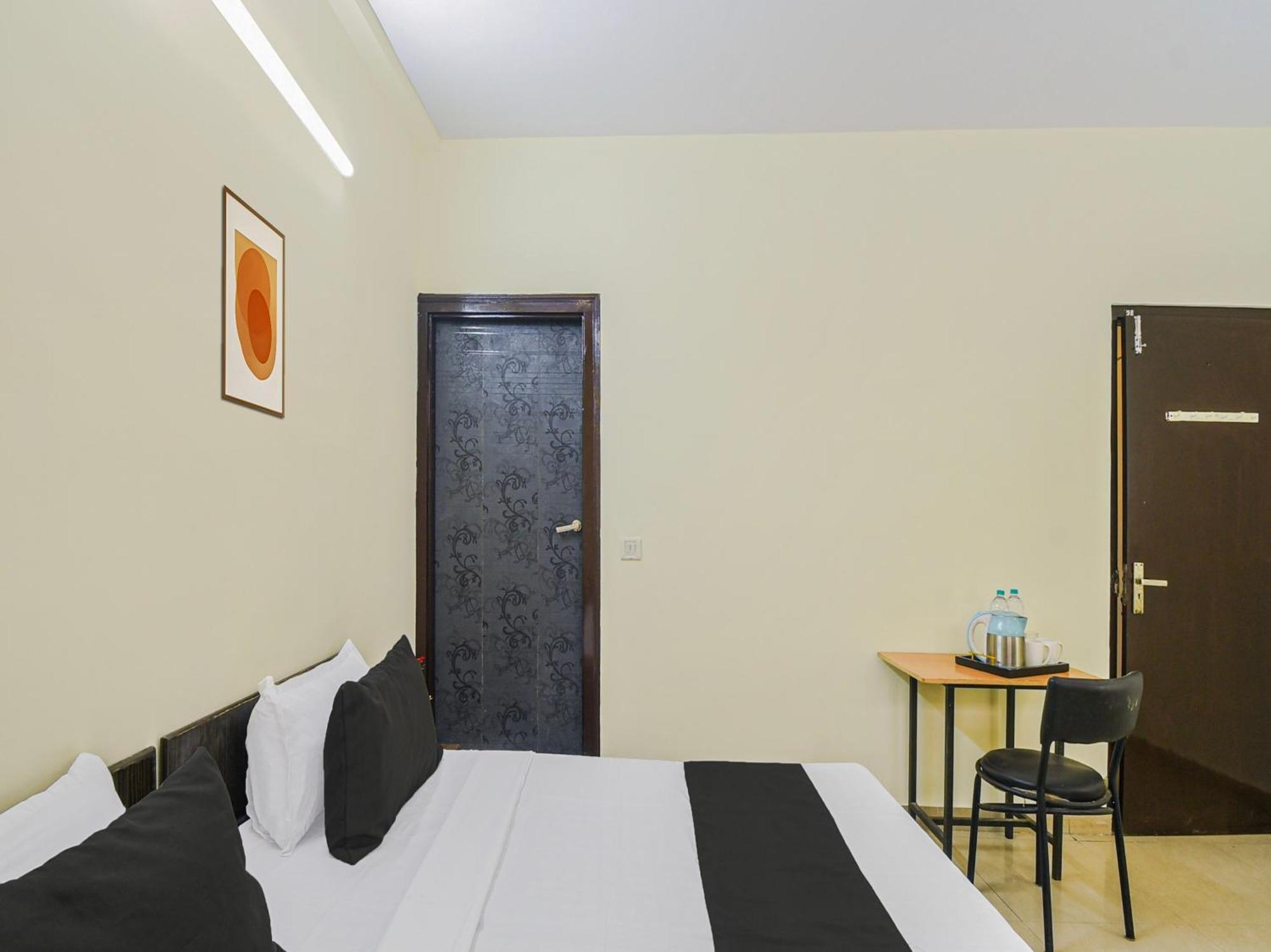 O Grand Sharma Hotel